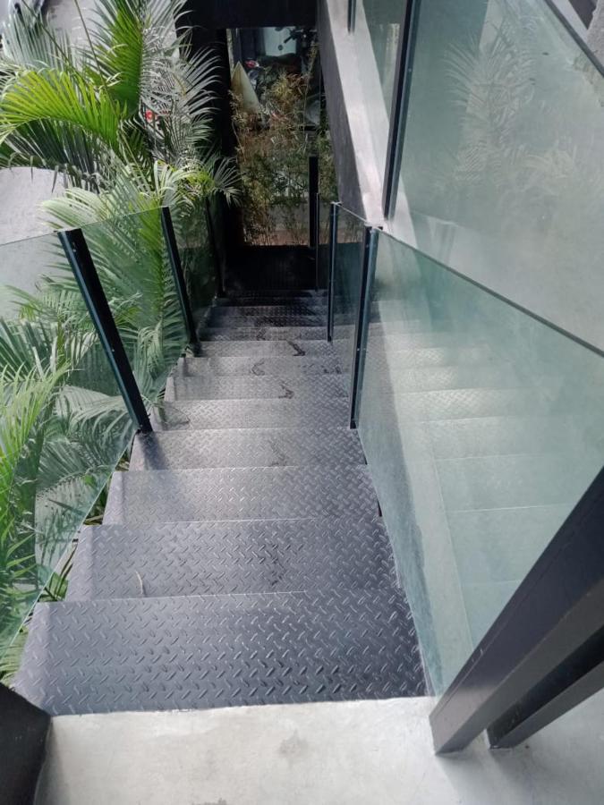 קנגו Escotel Krisnantara מראה חיצוני תמונה